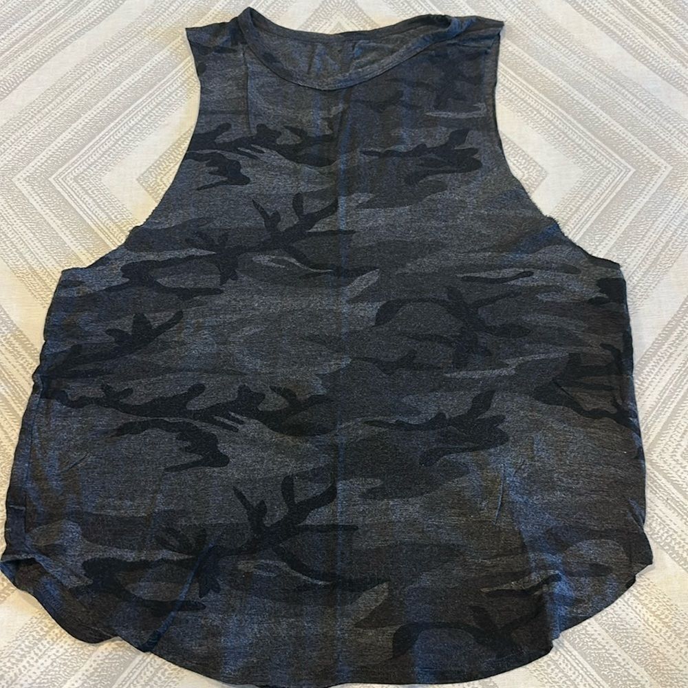 Strut This Women’s Black & Grey Camouflage Tank Top - One Size